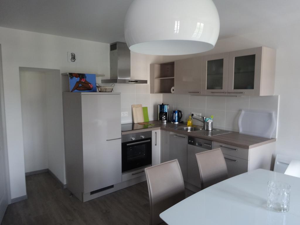 A L'Ill - Apparts & Studios Strasbourg Hyper Centre Bilik gambar